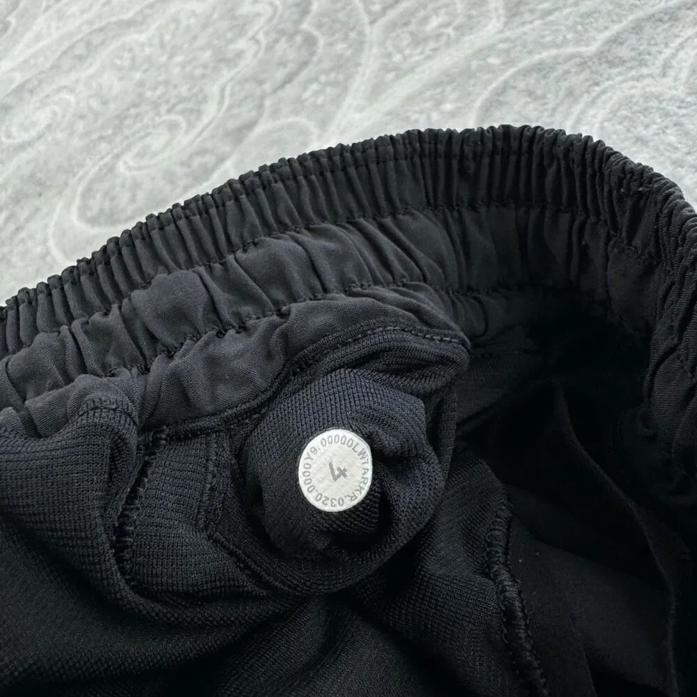 Womens Lululemon Hotty Hot Short II
